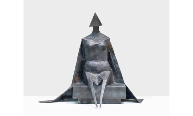 Statue von Lynn Chadwick